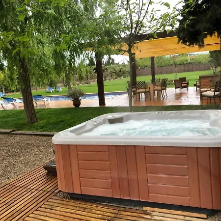 Orman Evi Magnifica Aislada *